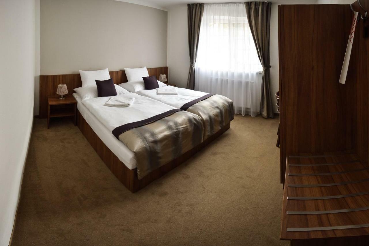 Hotel Rysavy Vémyslice Kültér fotó