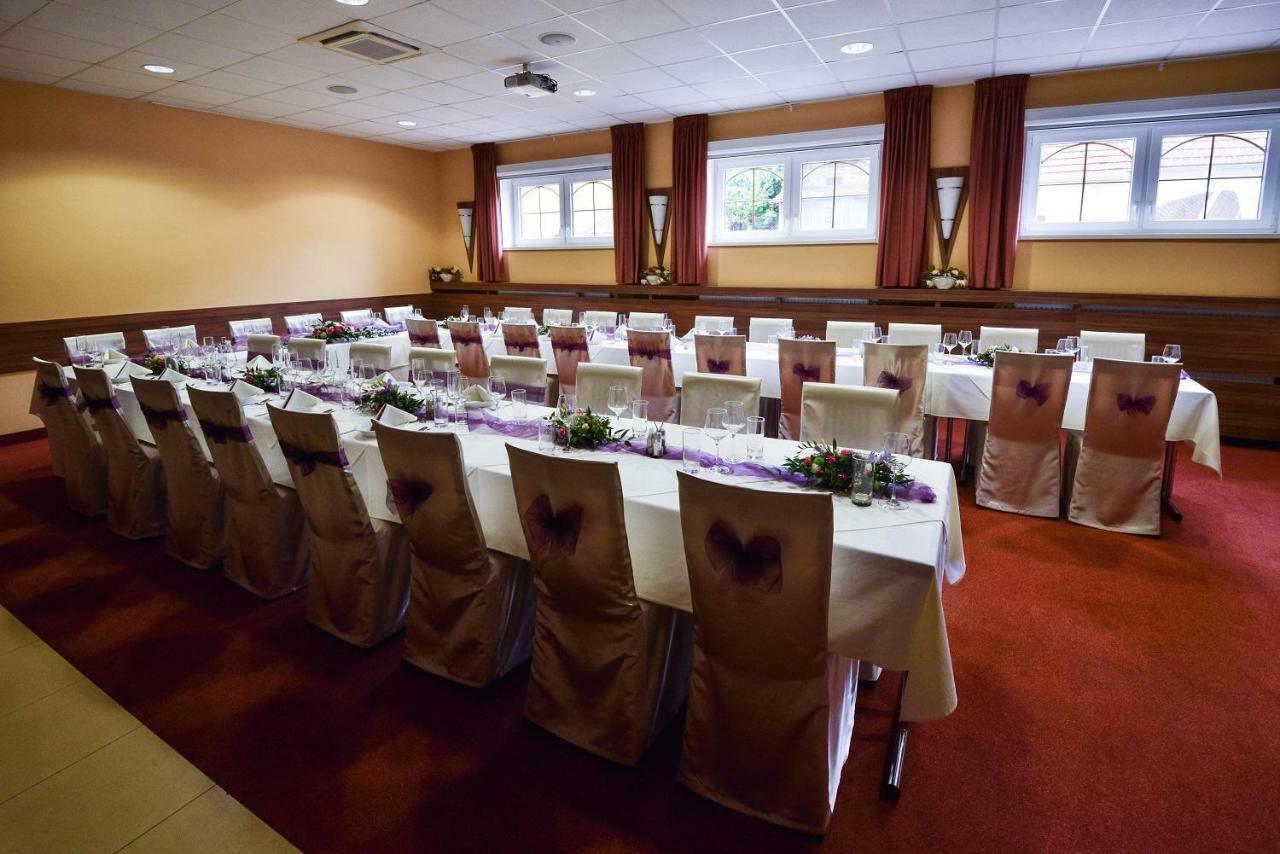 Hotel Rysavy Vémyslice Kültér fotó